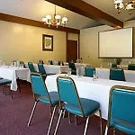 Ramada By Wyndham Burbank Airport 