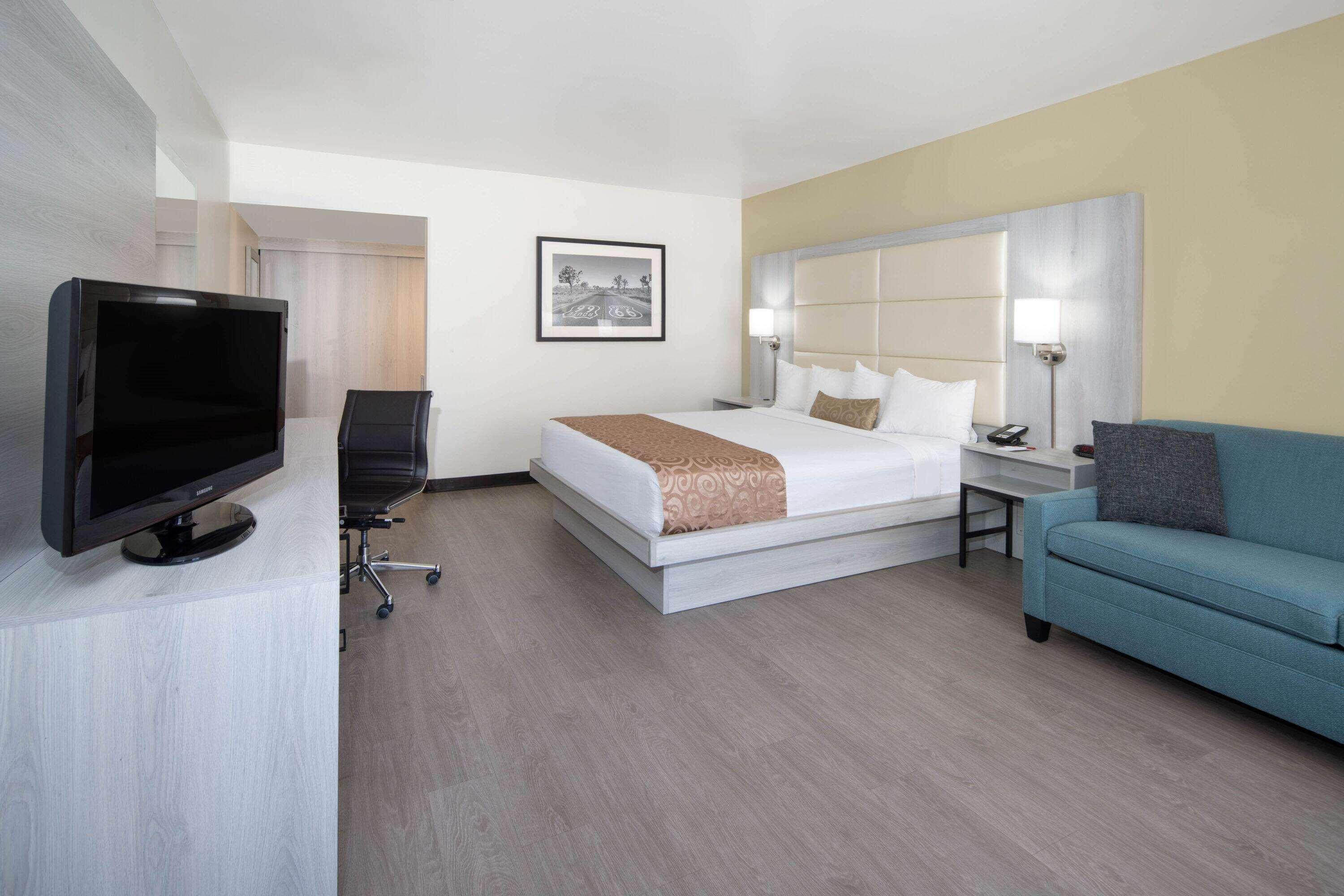 Ramada By Wyndham Airport Hotel Burbank